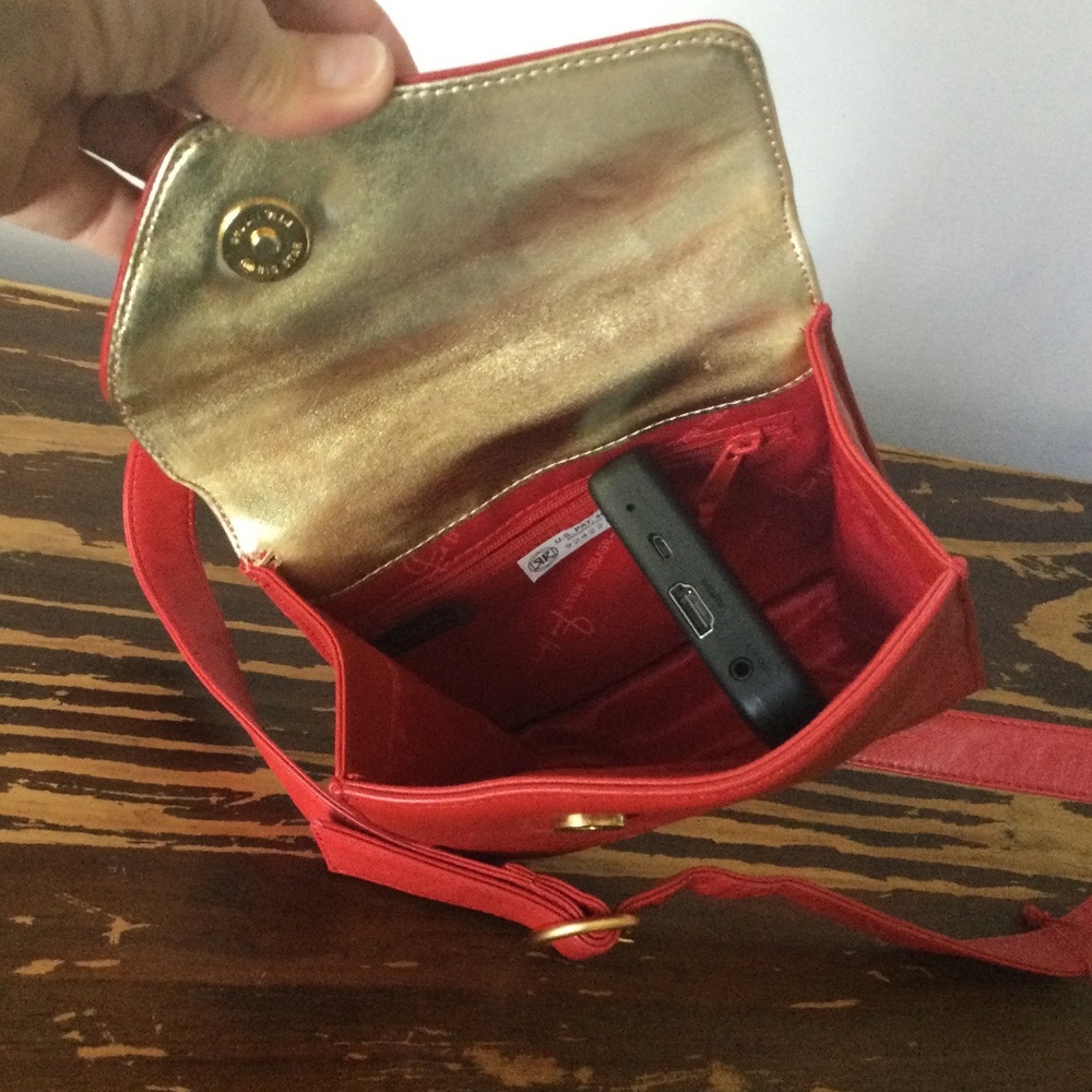 💞RARE VINTAGE FRED HAYMAN RED CROSSBODY BAG - Picture 4 of 11